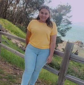 Meet your Posher, Julissa